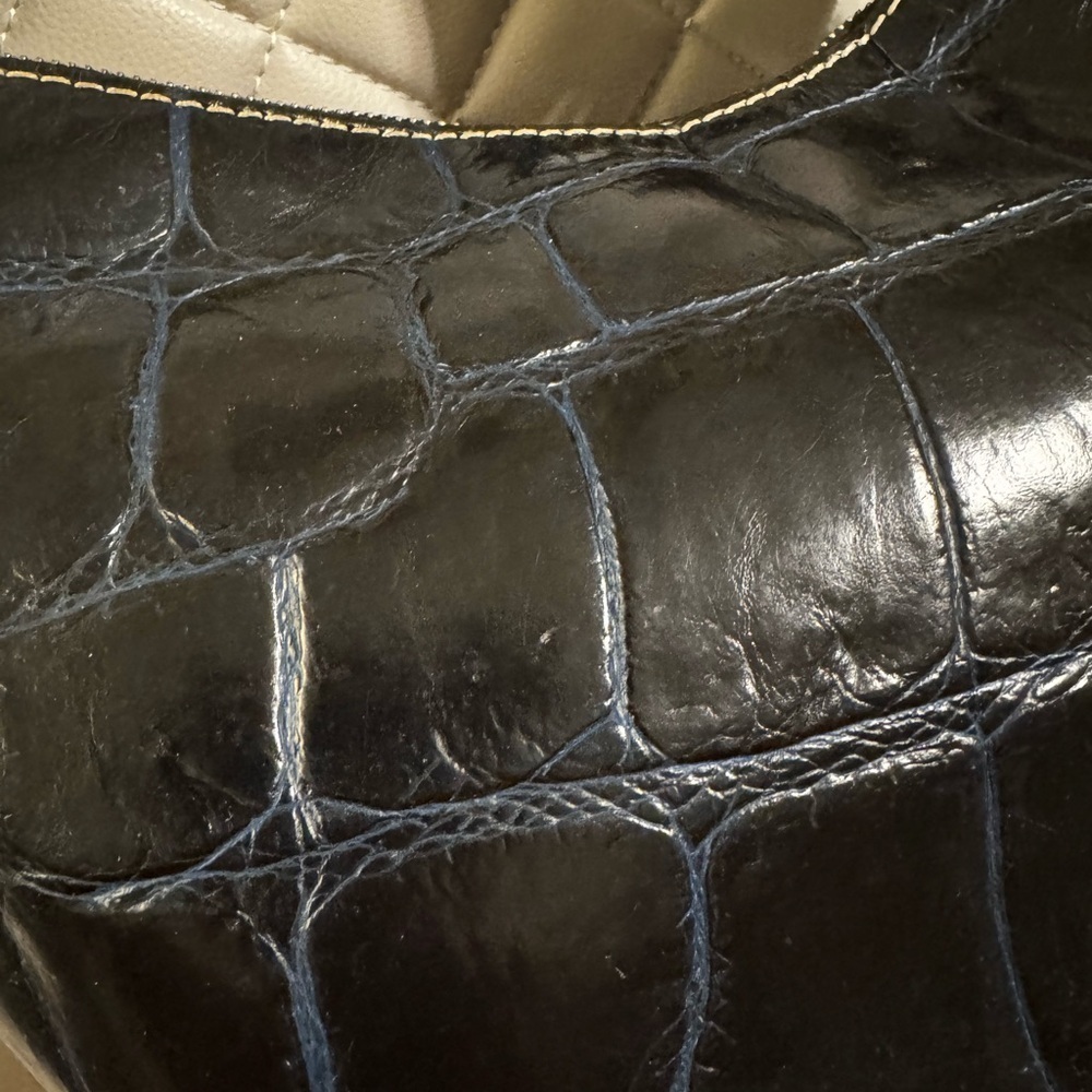 *Summer Clear Out* Dooney & Bourke Navy Blue Croc-Embossed Women's Bag - Picture 5 of 10
